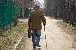 Cine sunt românii care vor putea retrage toți banii din Pilonul II de pensii într-o singură tranșă Cine sunt românii care vor putea retrage toți banii din Pilonul II de pensii într-o singură tranșă